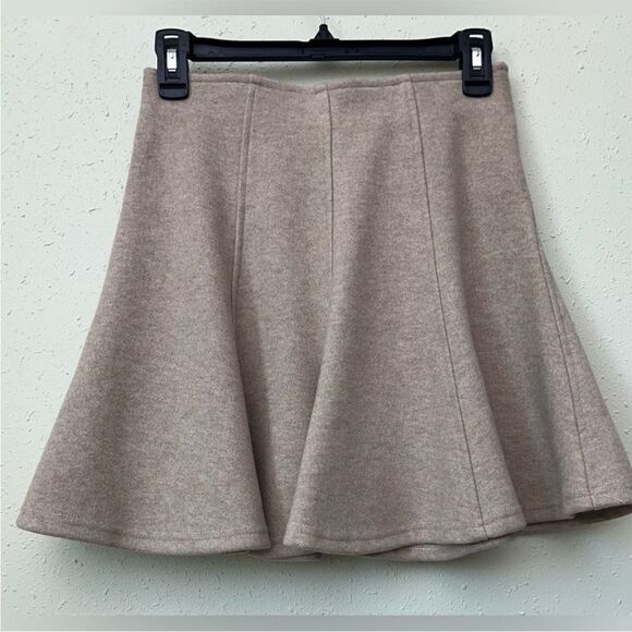 NWT OGL CashSoft High Waisted Flare Hem Mini Skirt - Heather Oatmeal Size S - Picture 2 of 10